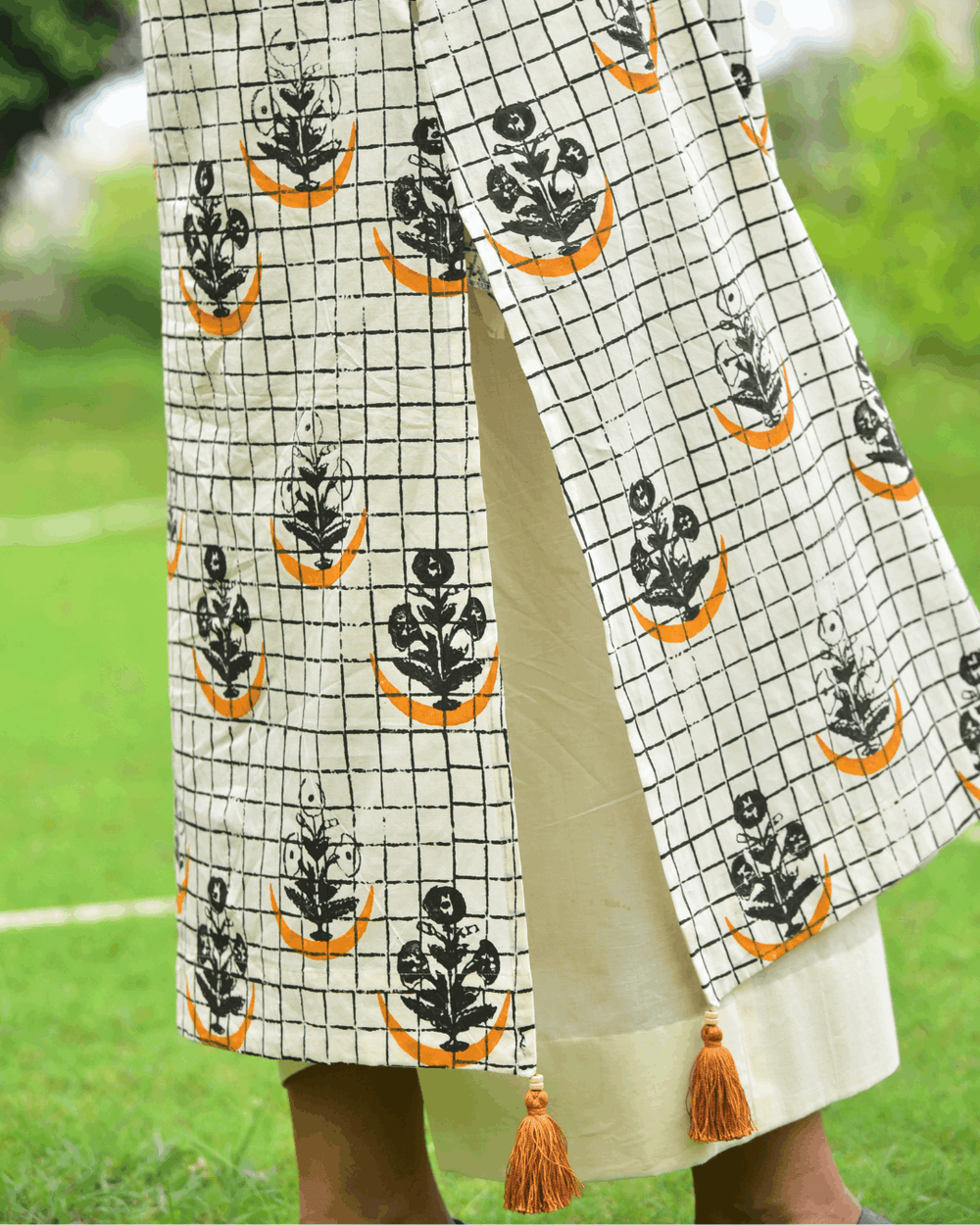 Pure Lawn, Hand Block Printed, Handcrafted, Contemporary, Breathable, Kurta Shirt with Heart Tassels, Everyday Luxury, Pakistani Pret, Hand Embroidery, Wooden Beads, Moon Chaand Mughal Booti